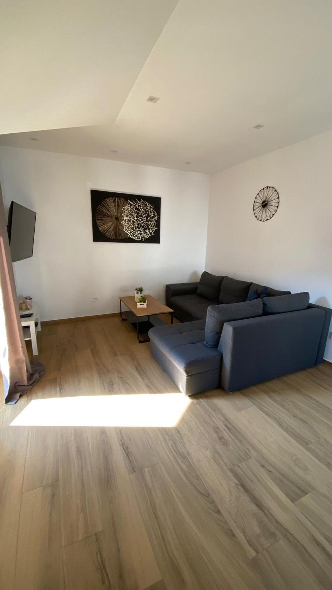 Marina Apartment Sesvete Bagian luar foto